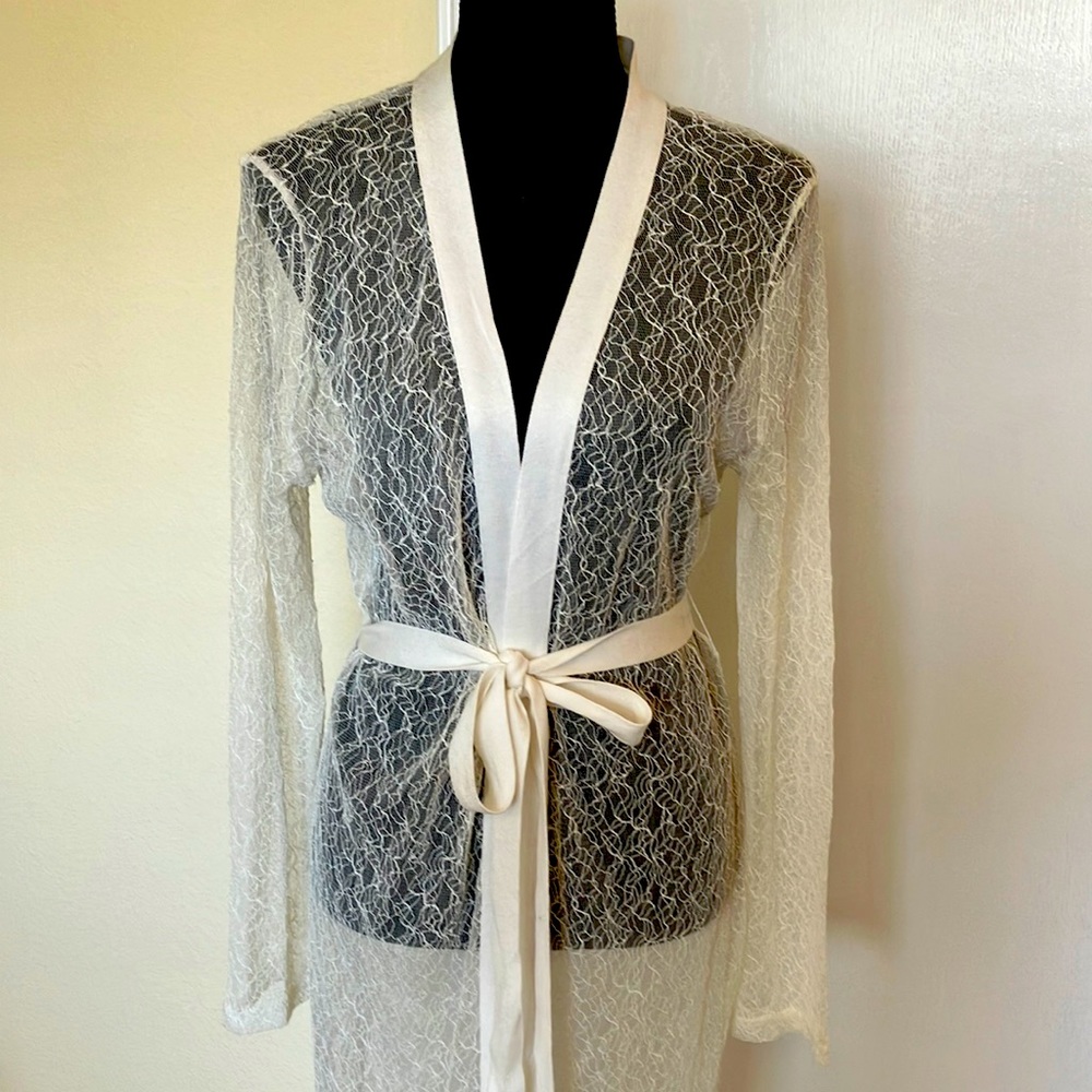 🦢🤍Vintage Off White Full Length Belted Lace Duster With Matching Belt Size: L - Picture 4 of 5